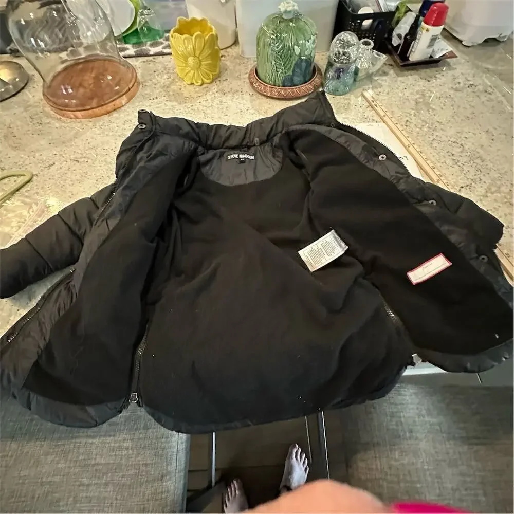 Steve Madden Girls' Black Puffer Jacket Size 5-6 Winter‎ - Picture 7 of 10